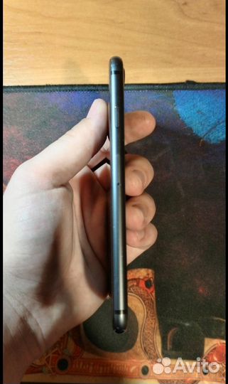 iPhone 8, 64 ГБ
