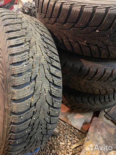 Комплект зимних колес r17