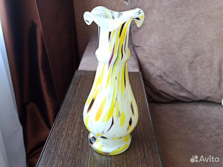 Ваза СССР гутное стекло Снежные хлопья, цветная