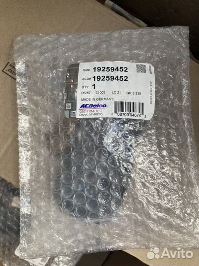 Датчик дроссельной заслонки Tahoe Escalade