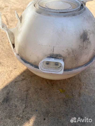 Бачок расширительный Volkswagen Jetta 6 1.4 caxa