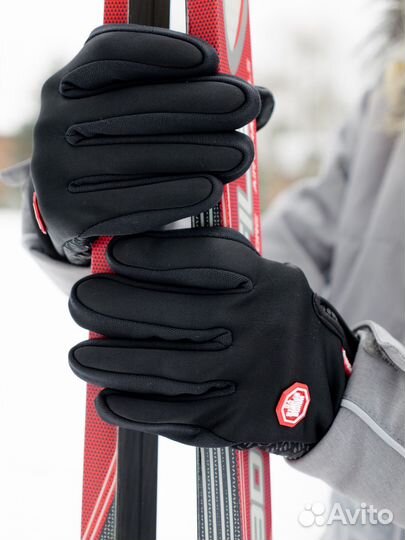 Спортивные перчатки