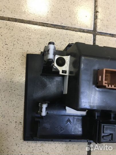 Информационный дисплей Citroen Ds4