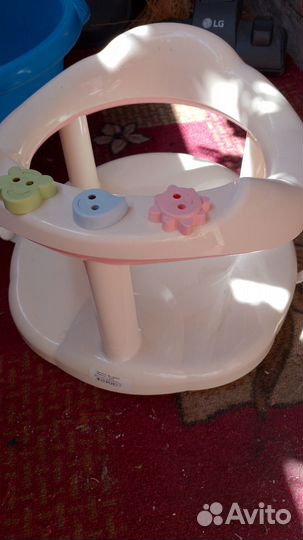 Стульчик для купания в ванной