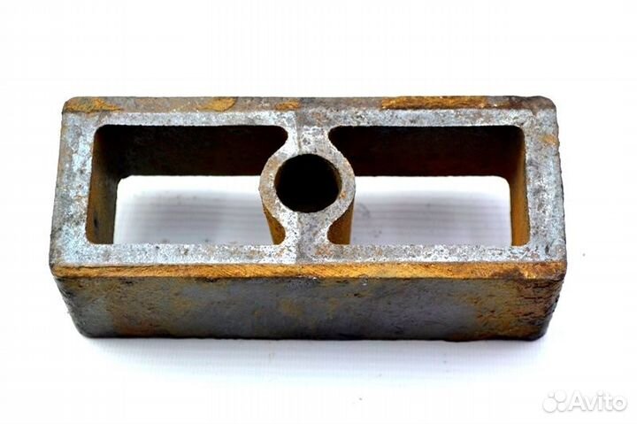 Клиновая проставка под рессору, ведущего моста, правая DAF LF45 (01.01)