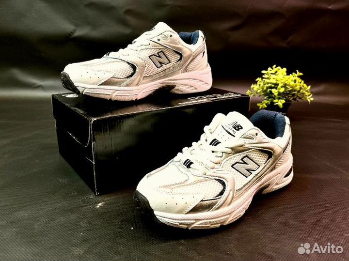 Кроссовки New Balance 530 lux