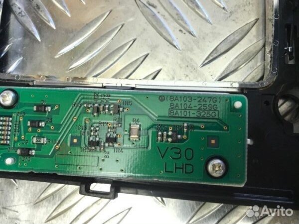 Накладка центральной косоли Lexus Gs 4 (12-17)