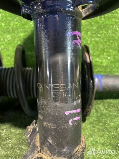 Стойка амортизатора nissan serena/presage/basssra