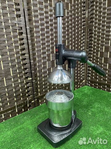 Соковыжималка для цитрусовых