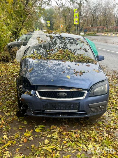 Ford Focus 1.8 МТ, 2006, битый, 210 000 км