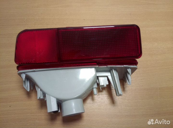 Фонарь в бампер Mitsubishi Outlander CU 04-08