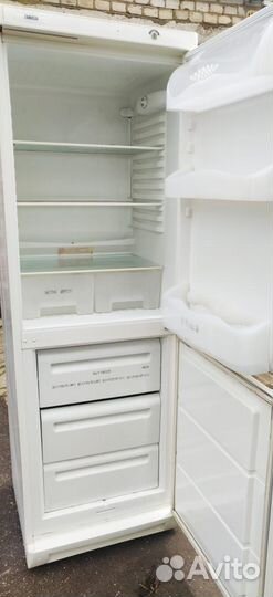 Холодильник zanussi