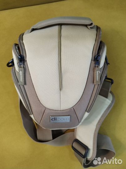 Зеркальный фотоаппарат canon 1200d