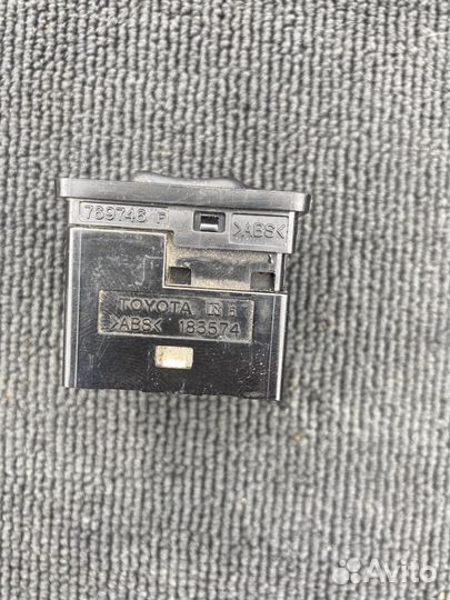 Блок управления зеркалами Toyota