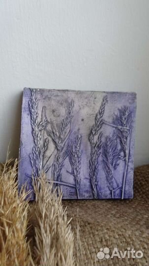 Ботанический барельеф гипс