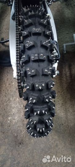 Шипованая резина Mitas