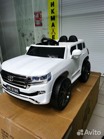 Детский электромобиль