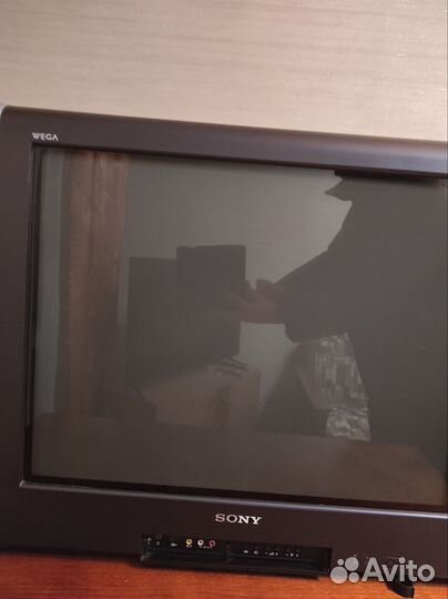 Телевизор Sony Wega Trinitron