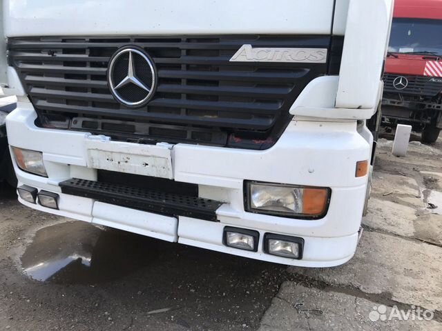 угол бампера мерседес актрос 1845. решётка радиатора мерседес актрос 1845. бампер мерседес актрос мп1 мегаспейс. бампер актрос. угол бампера правый mb actros 1845.