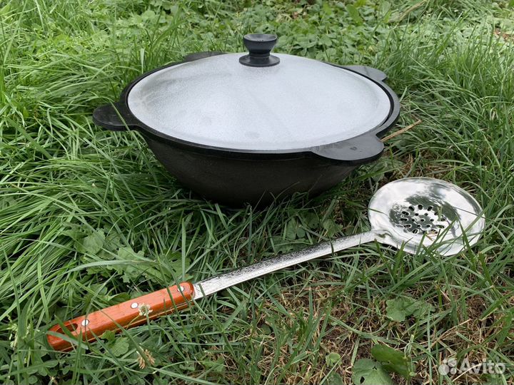 Казан 8 литров чугунный