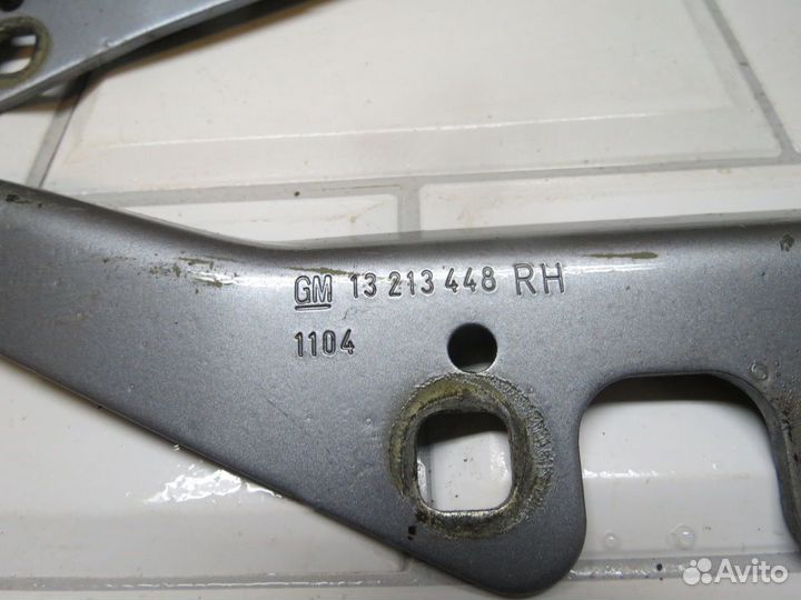 Петля капота Opel Astra H GTC