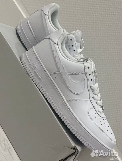 Кроссовки nike air force 1 белые