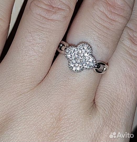 Серебряное кольцо