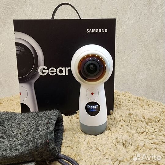 Камера панорамная Samsung Gear 360 SM-R210
