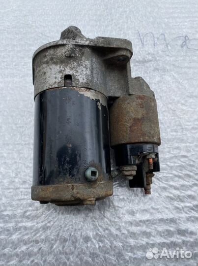 Стартер Renault Logan 1