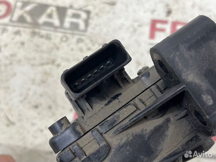 Педаль газа Opel Astra H Z18XER 2007