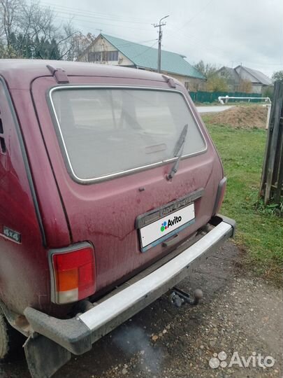 LADA 4x4 (Нива) 1.7 МТ, 2006, 130 000 км