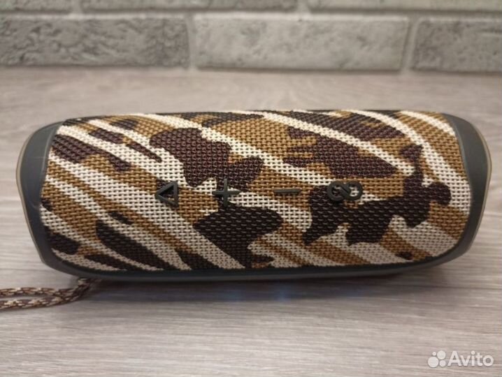 Портативная акустика JBL Flip 5, 20 Вт, squad