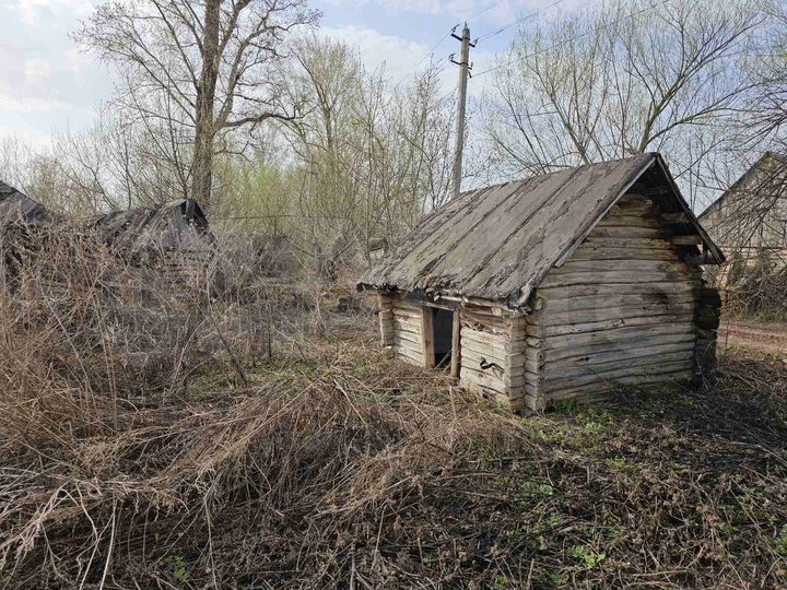 Дом 20 м² на участке 45 сот.