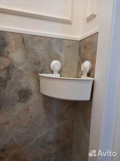 Угловая полочка IKEA в ванную