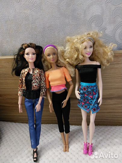 Кукла барби