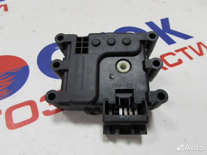 Привод заслонок отопителя mazda atenza GH5FP, GH5FS, GH5FW, GH5AP, GH5AS, GH5AW, ghefp, ghefs, ghefw