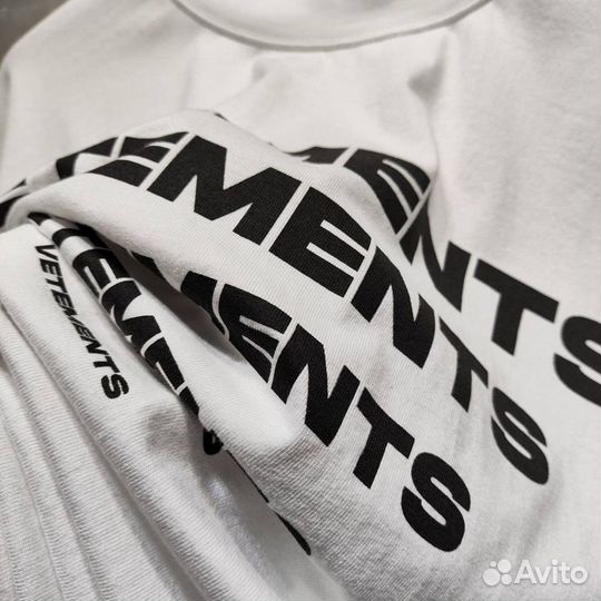 Футболка Vetements New Collection