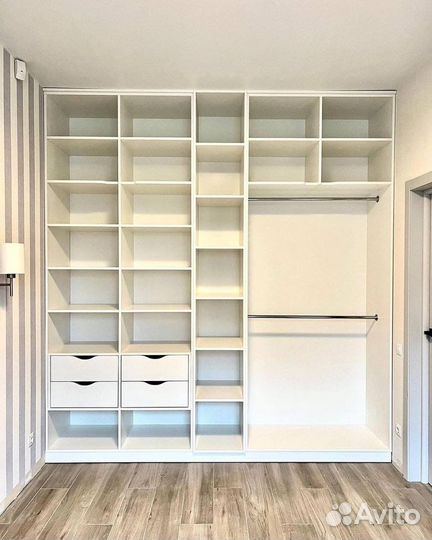 Шкаф распашной