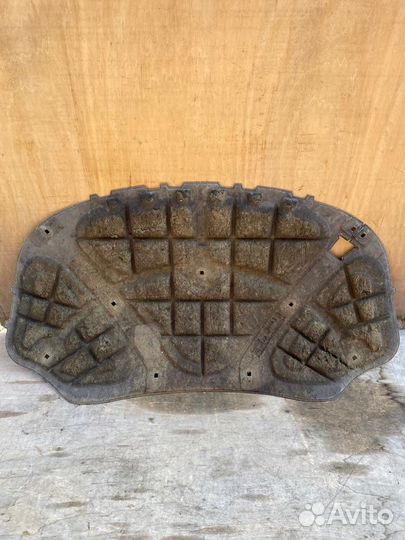 Шуба капота Volkswagen Passat B6