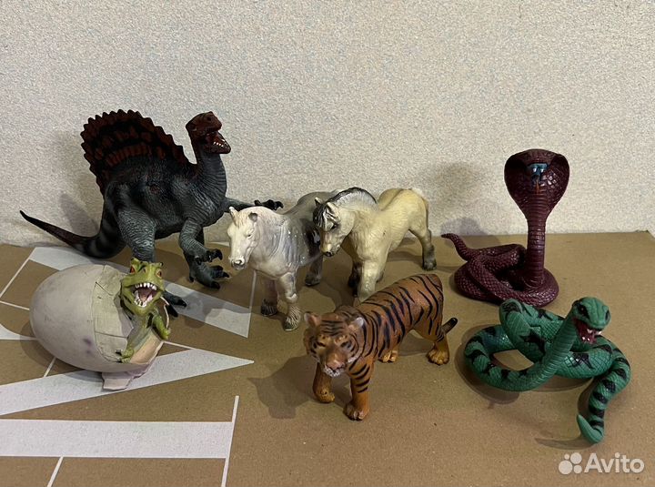 Фигурки динозавры животные