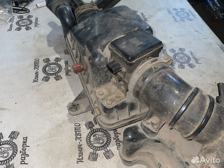 Корпус воздушного фильтра Mazda 626