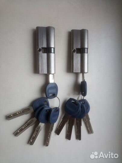 Замок, задвижки, цилиндры для замков (личинки)