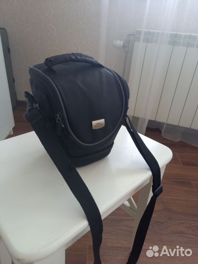 Зеркальный фотоаппарат canon