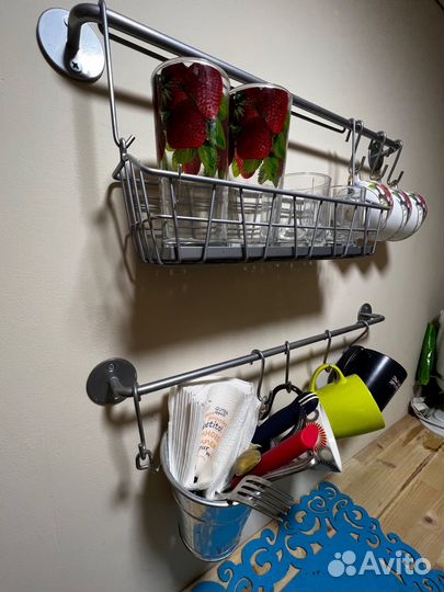 Рейлинг икея с корзиной, ведерком на крючках