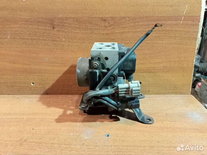 Блок ABS Nissan Primera 1998