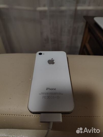 iPhone 4S, 8 ГБ