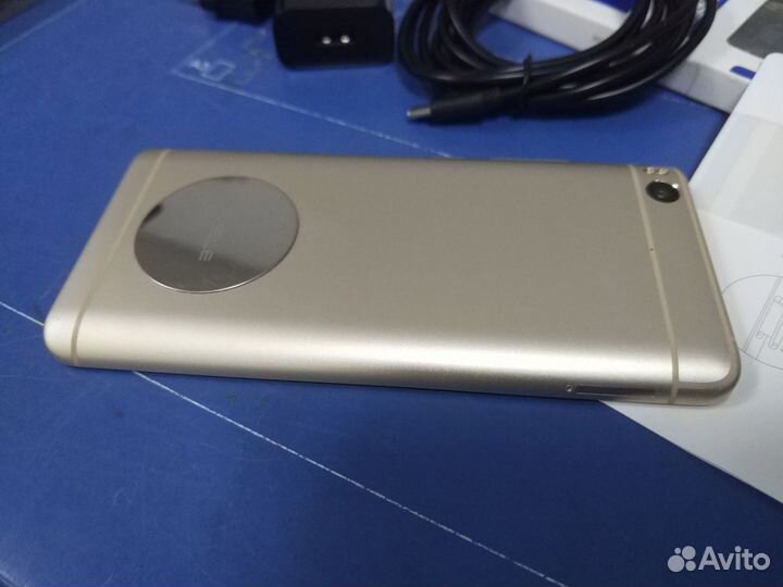Xiaomi Mi 5S, 3/64 ГБ