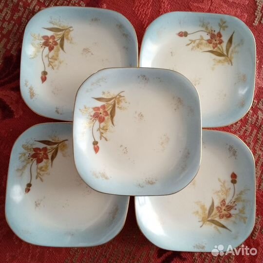 Набор тарелочек старинных