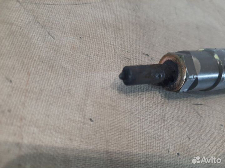 Форсунка топливная Mercedes E350 W212 642.850D