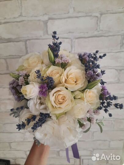 Букет невесты, свадебный букет из живых цветов